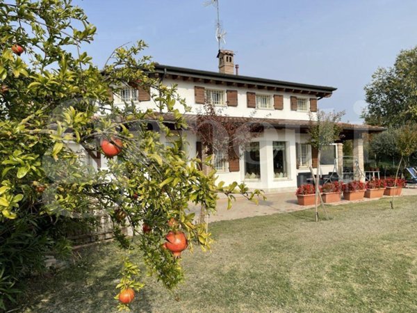 casa indipendente in vendita a San Prospero