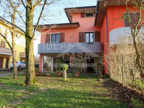 casa indipendente in vendita a San Prospero