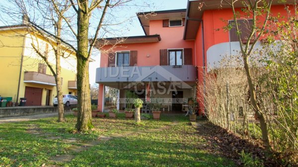 casa indipendente in vendita a San Prospero