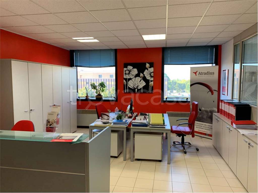 ufficio in vendita a San Prospero
