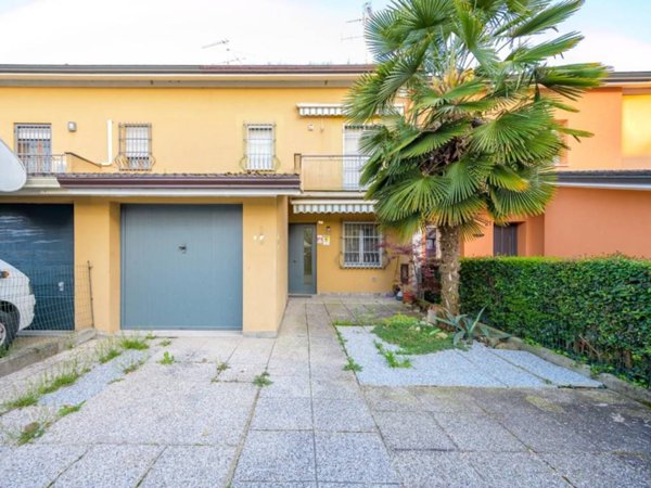 casa indipendente in vendita a San Prospero