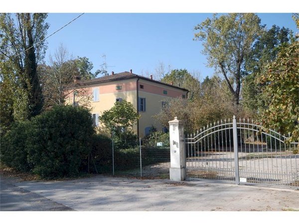 casa indipendente in vendita a San Prospero