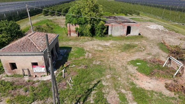 casa indipendente in vendita a San Prospero