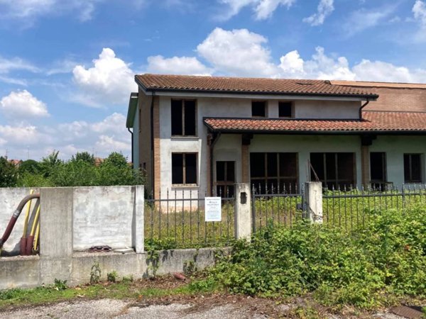 casa indipendente in vendita a San Prospero
