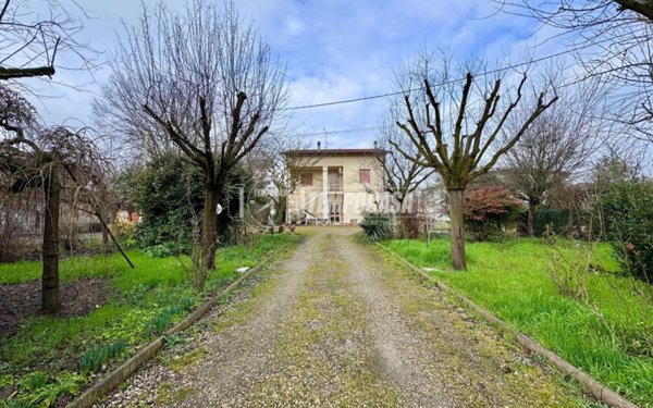casa indipendente in vendita a San Prospero
