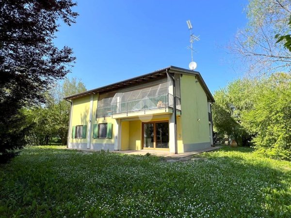 casa indipendente in vendita a San Prospero