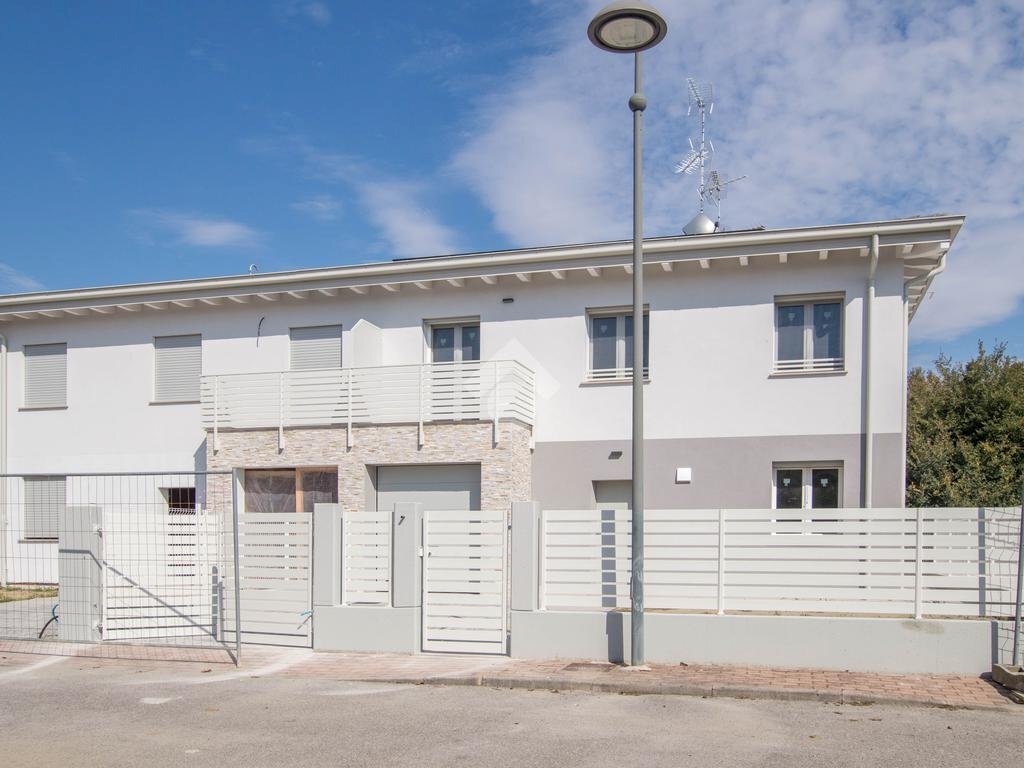 casa indipendente in vendita a San Prospero