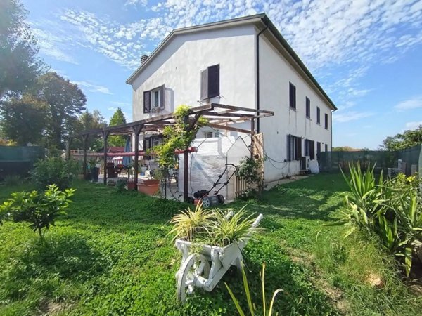 casa indipendente in vendita a San Prospero