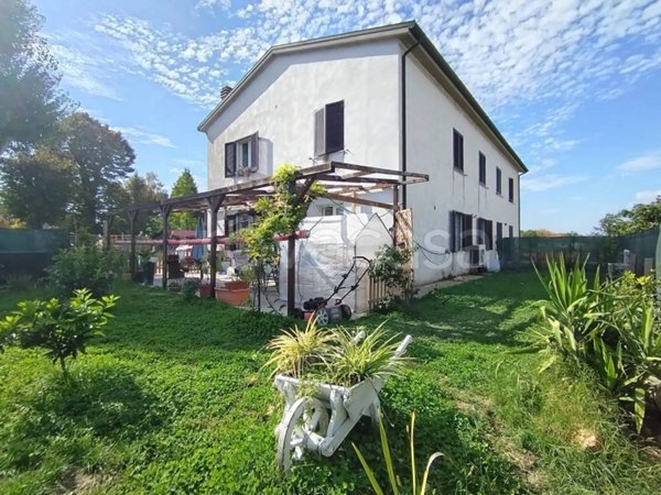 casa indipendente in vendita a San Prospero