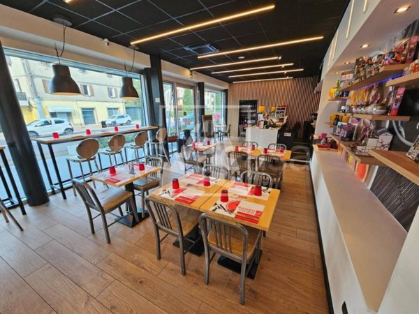 negozio in vendita a San Prospero