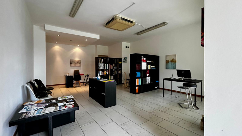 negozio in vendita a San Prospero