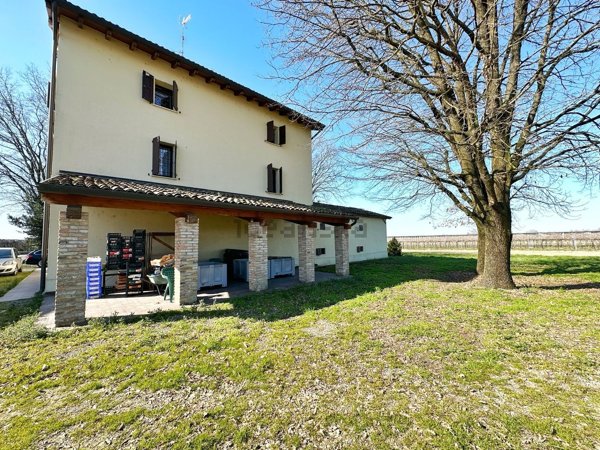 casa indipendente in vendita a San Prospero