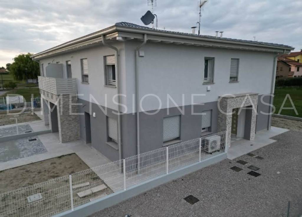 casa indipendente in vendita a San Prospero