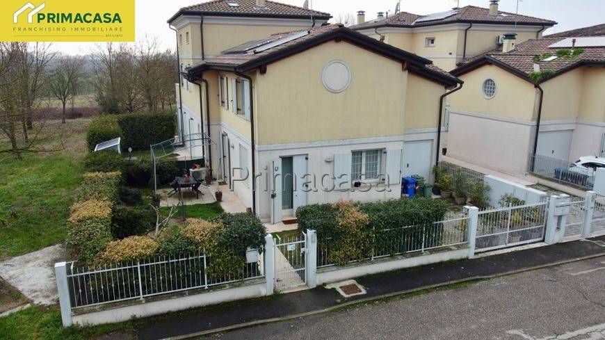 casa indipendente in vendita a San Prospero