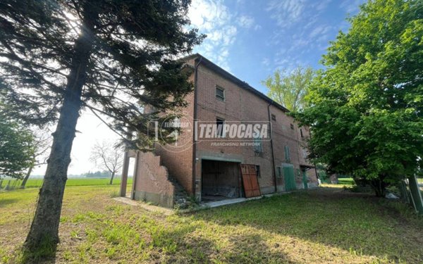 casa indipendente in vendita a San Prospero