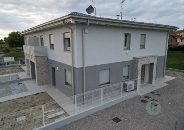 casa indipendente in vendita a San Prospero
