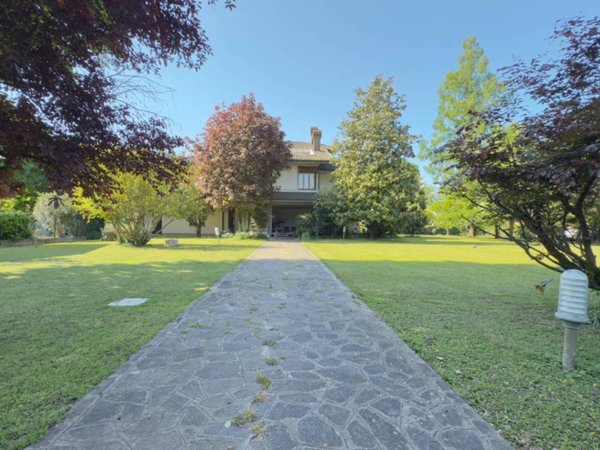 casa indipendente in vendita a San Prospero