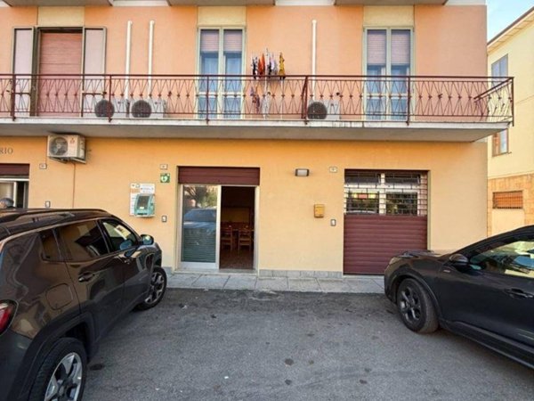 negozio in vendita a San Prospero