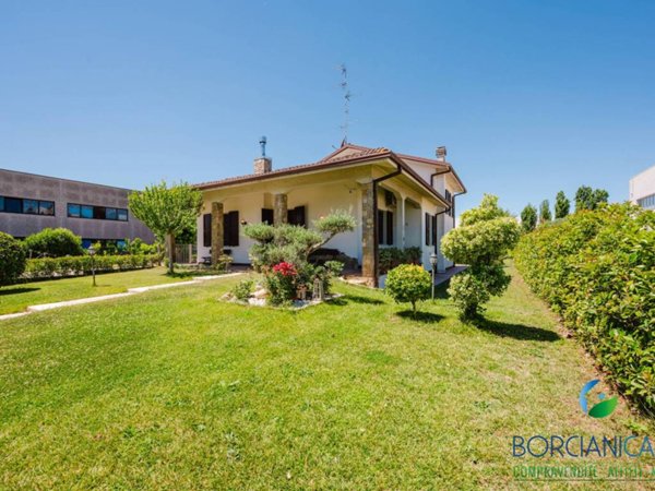 casa indipendente in vendita a San Prospero