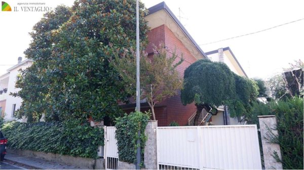 casa indipendente in vendita a Sassuolo