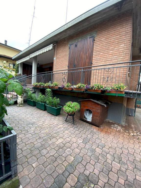 casa indipendente in vendita a Sassuolo