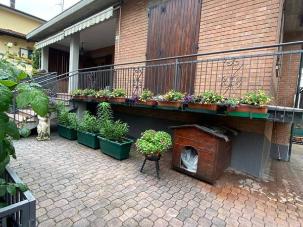 casa indipendente in vendita a Sassuolo