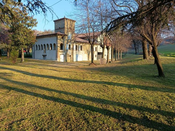 casa indipendente in vendita a Sassuolo