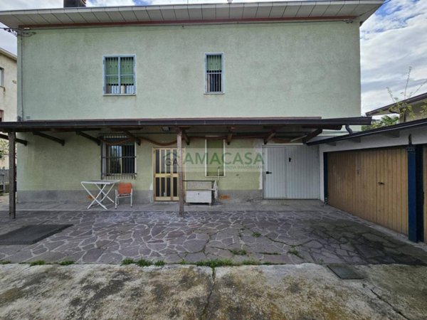 casa indipendente in vendita a Sassuolo