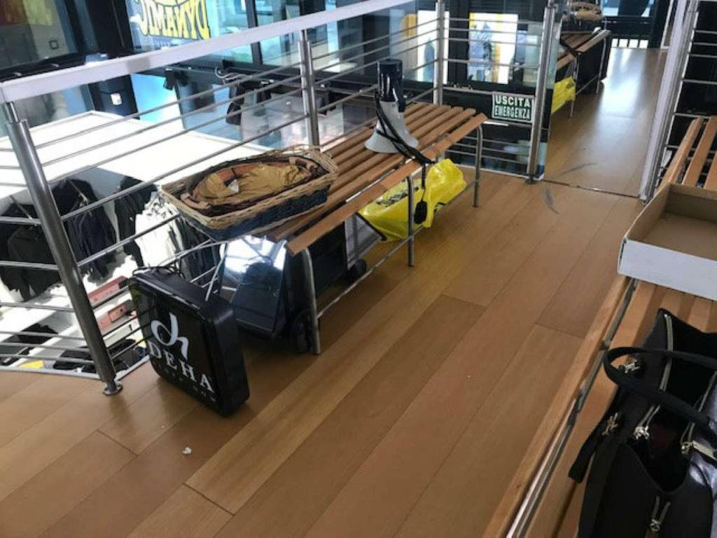 negozio in vendita a Sassuolo