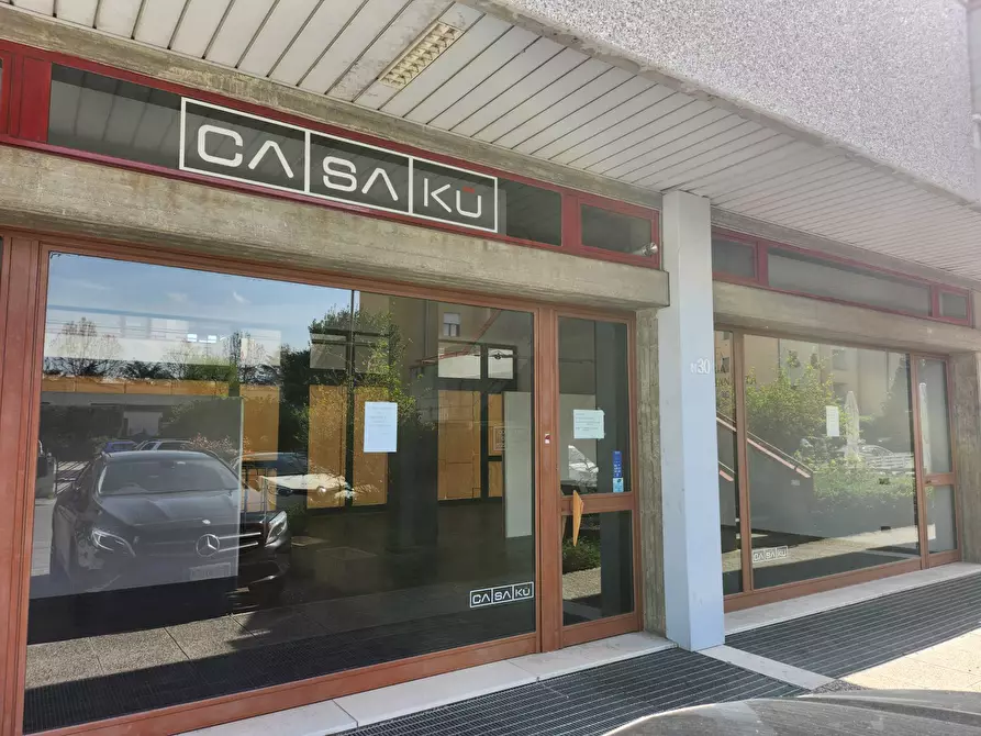 locale commerciale in vendita a Sassuolo