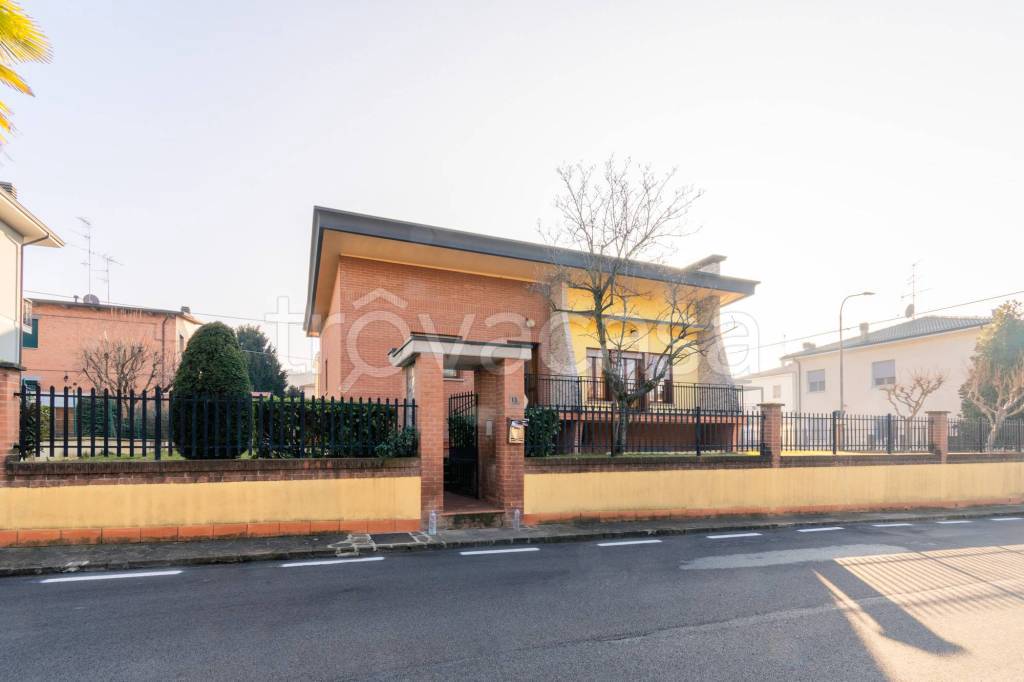casa indipendente in vendita a Sassuolo