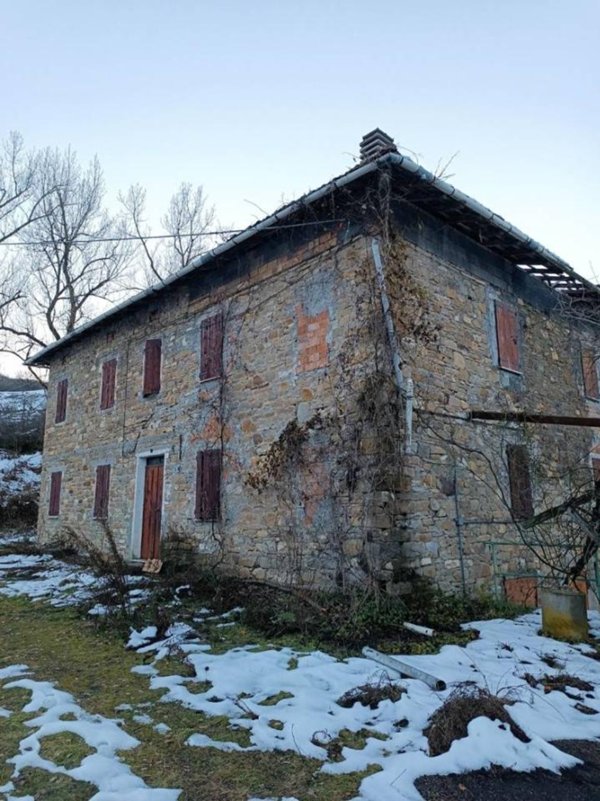 locale di sgombero in vendita a Sassuolo