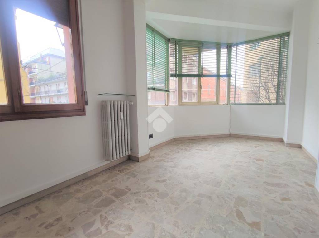 negozio in vendita a Sassuolo