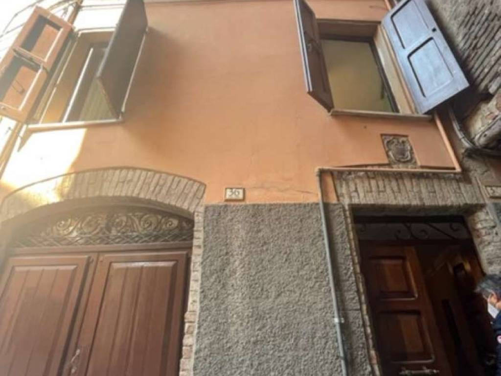 casa indipendente in vendita a Sassuolo in zona Centro Storico / San Giorgio