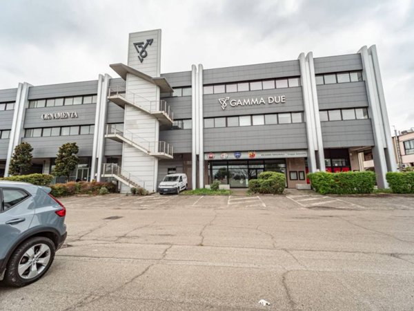 intera palazzina in vendita a Sassuolo