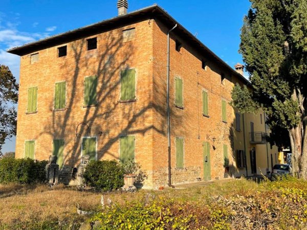 casa indipendente in vendita a Sassuolo in zona Montegibbio