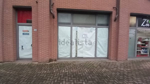 negozio in vendita a Sassuolo