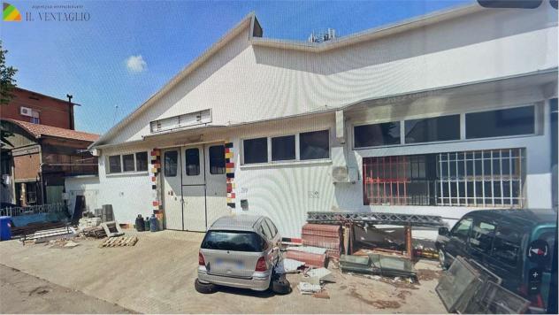 locale commerciale in vendita a Sassuolo