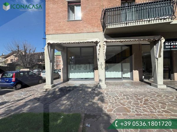 locale commerciale in vendita a Sassuolo