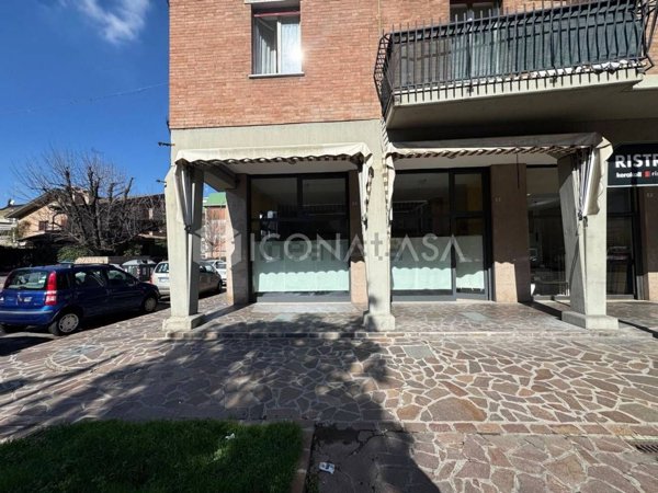 locale commerciale in vendita a Sassuolo