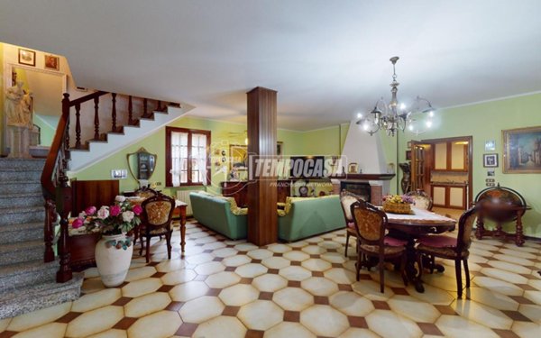 casa indipendente in vendita a Sassuolo in zona San Michele dei Mucchietti