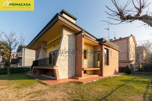 casa indipendente in vendita a Sassuolo