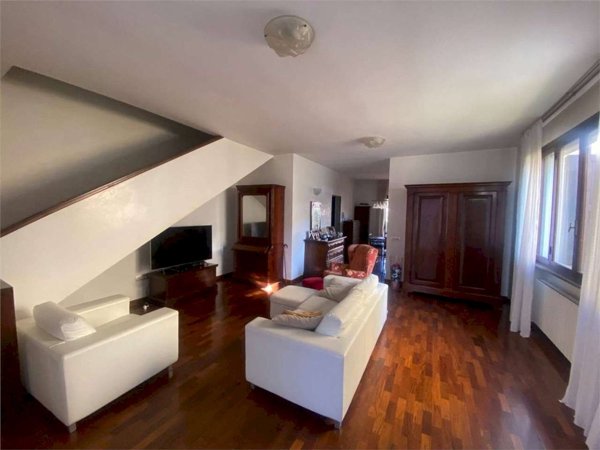 casa indipendente in vendita a Sassuolo