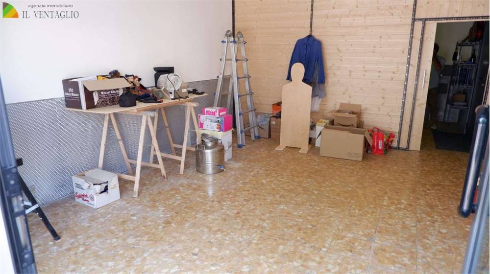 negozio in vendita a Sassuolo