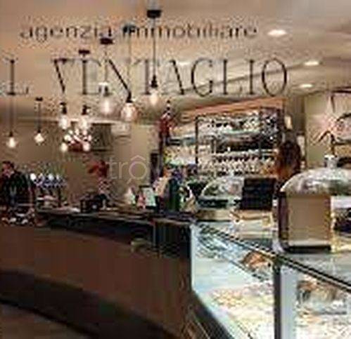 negozio in vendita a Sassuolo in zona Centro Storico / San Giorgio