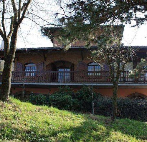 casa indipendente in vendita a Sassuolo in zona Montegibbio