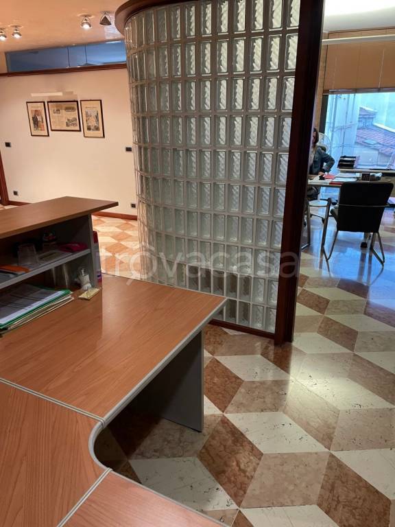 ufficio in vendita a Sassuolo
