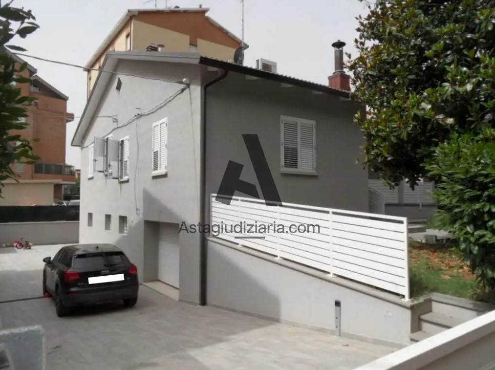 casa indipendente in vendita a Sassuolo