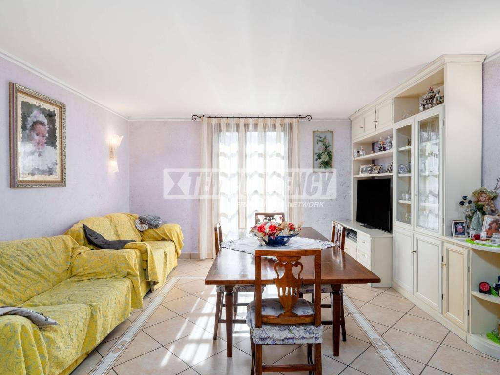 casa indipendente in vendita a Sassuolo in zona San Michele dei Mucchietti