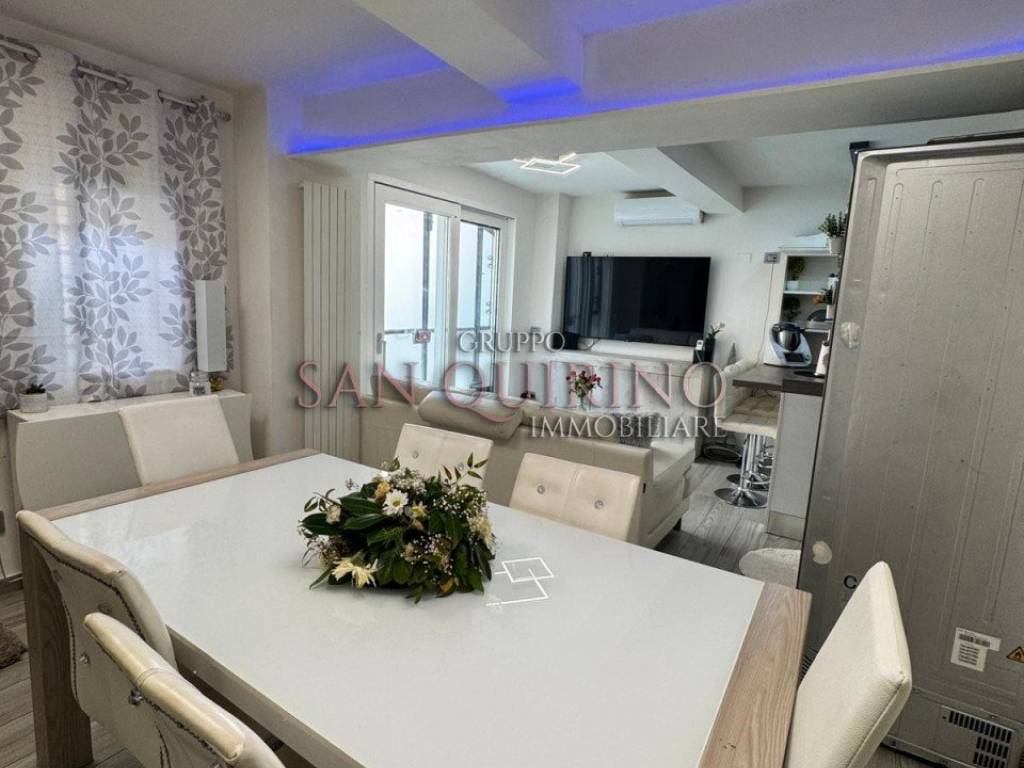 casa indipendente in vendita a Sassuolo in zona Centro Storico / San Giorgio
